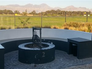 3 Bed Apartment in Somerset West Central