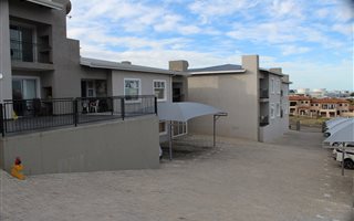 2 Bedroom Apartment in Island View