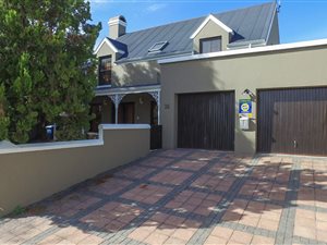 4 Bed House in Paradyskloof