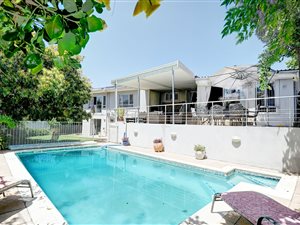 4 Bed House in Welgemoed