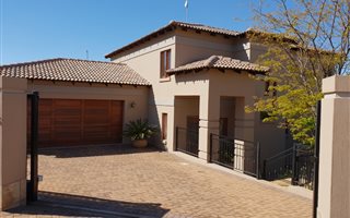 3 Bedroom Cluster in Chancliff