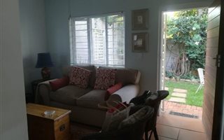 1 Bedroom Garden Cottage in Greenside