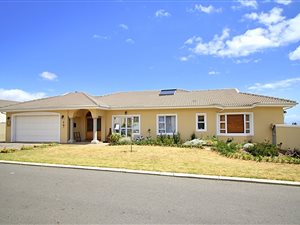 3 Bed House in Fernwood Estate