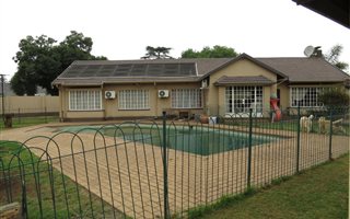 3 Bedroom House in Libradene