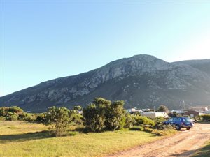 800 m² Land available in Bettys Bay
