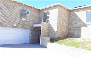 3 Bedroom House in Kamma Heights