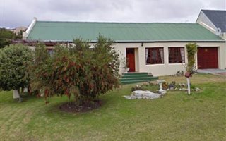 2 Bedroom House in Simons Town