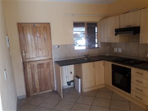 2 Bed Apartment in Krugersrus
