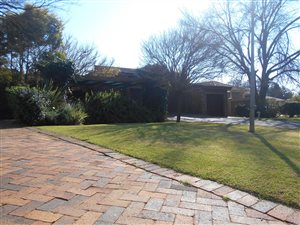 4 Bed House in Doringkruin