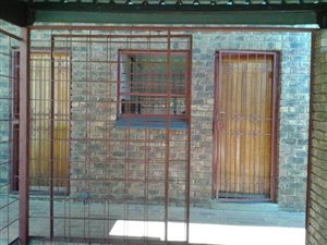 2 Bed Flat in Bronkhorstspruit