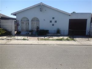 4 Bed House in Morgenster