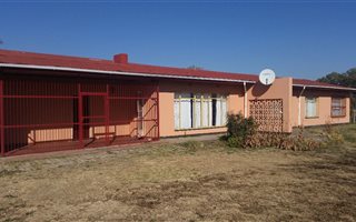 4 Bedroom House in Theoville