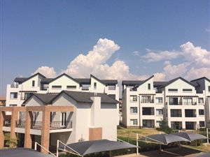 2 Bed Apartment in Dainfern