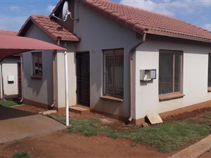 2 Bed Townhouse in Clayville