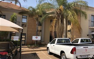 185 m² Commercial space in Highveld