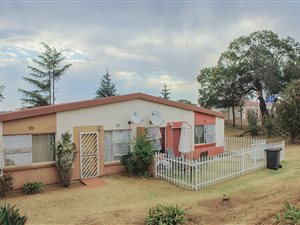 2 Bed Townhouse in Ridgeway