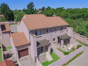 2 Bed Duplex in Halfway Gardens