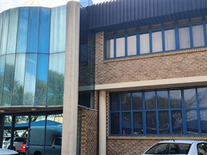 Commercial space in Briardene