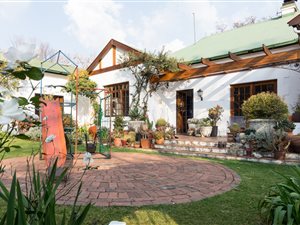 4 Bedroom House in Parktown North