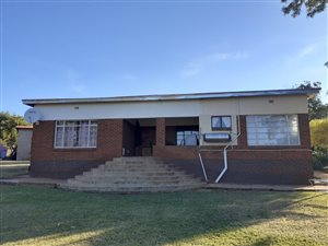 33.8 ha Farm in Modimole (Nylstroom)
