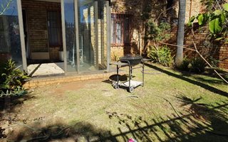 2 Bedroom Townhouse in Zwartkop