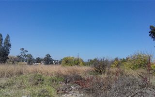 4047 m² Land available in Newcastle Central