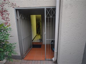 2 Bed Townhouse in Florida Hills
