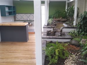 70 m² Retail Space in Selborne