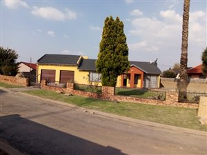 3 Bed House in Marimba Gardens