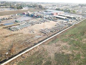 908 m² Commercial space in Benoni AH