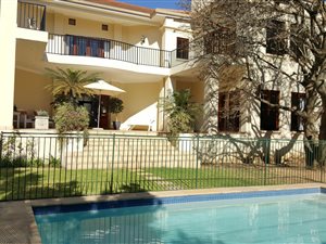 4 Bed Cluster in Bryanston West