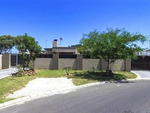 3 Bed House in Victoria Park