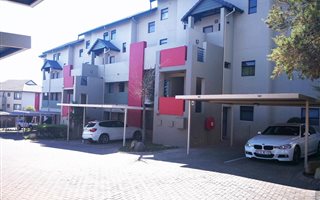 1 Bedroom Apartment in Fourways