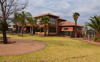 5 Bedroom House in Groenvlei