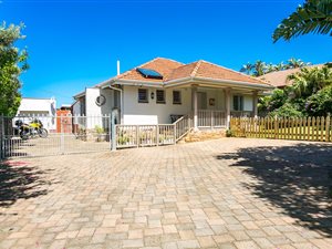 3 Bed House in Durban North
