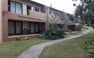 2 Bedroom Apartment in Palm Beach