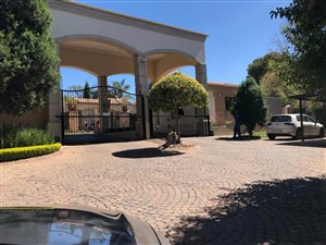 2 Bed Townhouse in Melrose Estate