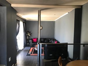 4 Bed House in Lentegeur