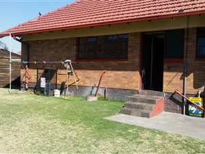 7 Bed House in Komati