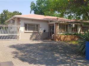 390 m² Office Space in Rustenburg Central