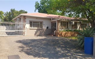 390 m² Office Space in Rustenburg Central