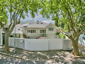 5 Bed House in Tamboerskloof