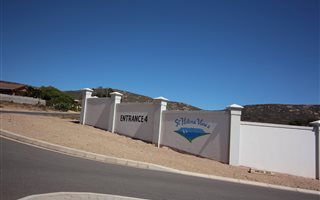 287 m² Land available in St Helena Views