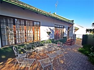 2 Bed Townhouse in Krugersdorp North