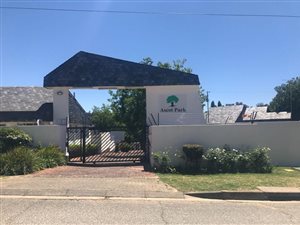 1 Bed Apartment in Corlett Gardens