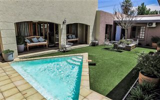 16 Bedroom House in Douglas