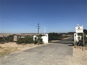 1.1 ha Land available in Cape Farms