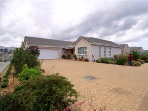 2 Bed House in Groenkloof Retirement Village