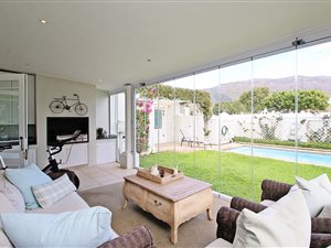 4 Bed House in Steenberg Golf Estate
