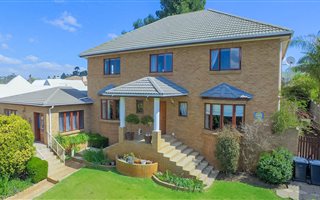 5 Bedroom House in Bergsig